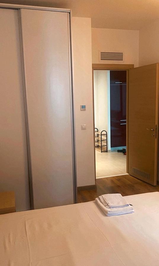 Dmt Rin Grand Apartment